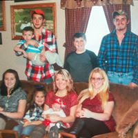 Sara Bowles Photo 12