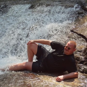 Eric Lindquist Photo 23