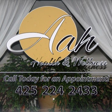 Stephanie Moore Photo 52