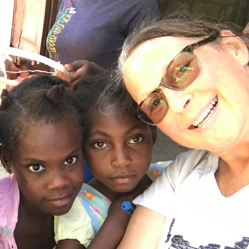 Michelle Carver Photo 31