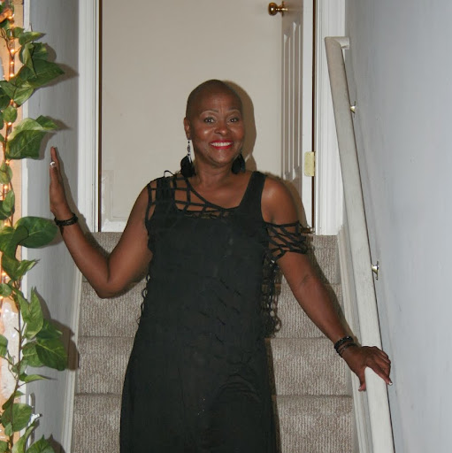 Cynthia Neal Photo 5