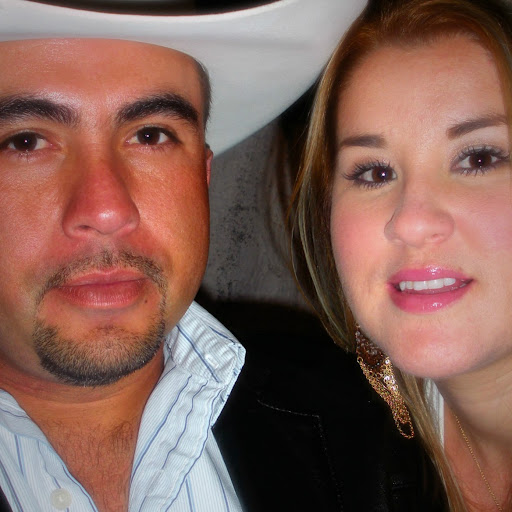 Erica Alvarez Photo 28