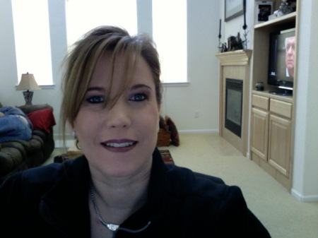 Jill Saunders Photo 24