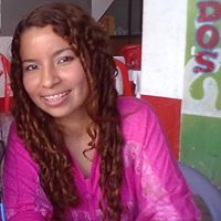 Reyna Ruiz Photo 36