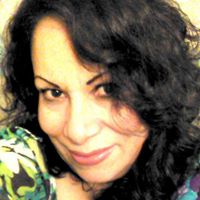 Dina Acevedo Photo 4