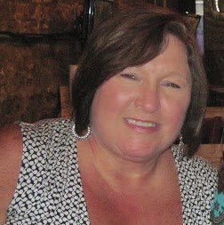 Michelle Poole Photo 12