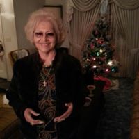 Connie Tracy Photo 17