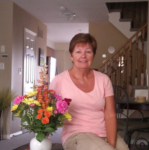 Carol Duncan Photo 15