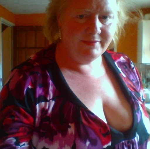 Ann Delaney Photo 33