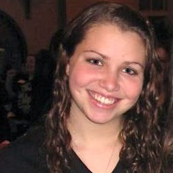 Annie Morris Photo 8