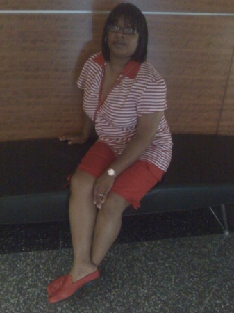 Danielle Potts Photo 29