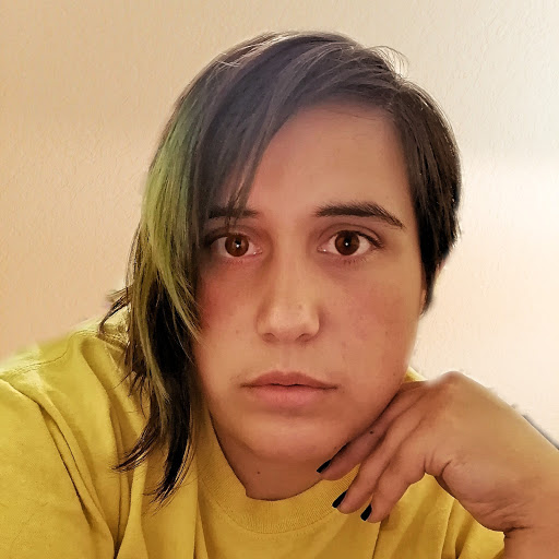 Sarah Harrison Photo 48