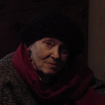 Christine Hoyt Photo 20