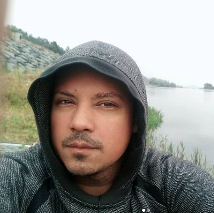 Emilio Calderon Photo 20