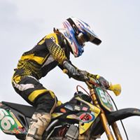 Kris Harvey Photo 18