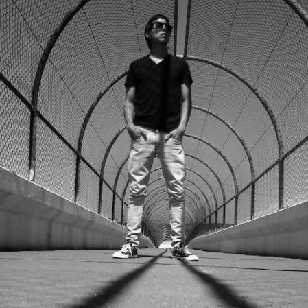 Erick Gonzales Photo 36