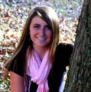 Laura Vance Photo 21