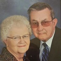 Mary Stoops Photo 8