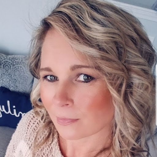 April Davis Photo 27