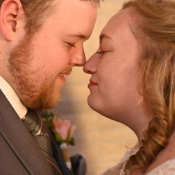 Courtney Singleton Photo 12