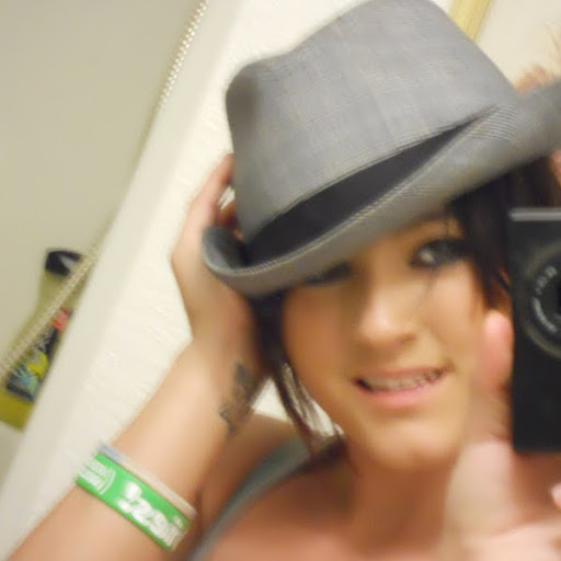 Ashley Willis Photo 44