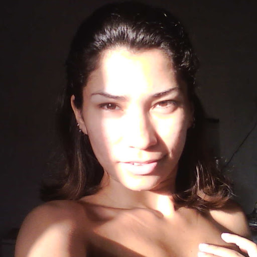 Patricia Castro Photo 15