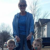 Linda Kelly Photo 32