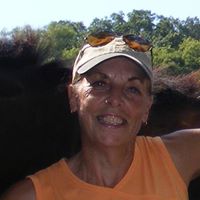 Carole Hunter Photo 13