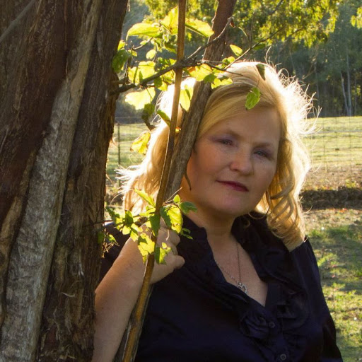 Janice Lopez Photo 19