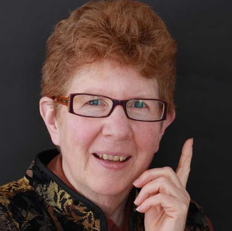 Barbara Moore Photo 47