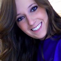 Catherine Larson Photo 21