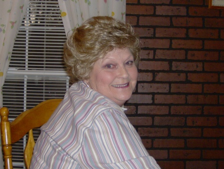 Helen Robertson Photo 34