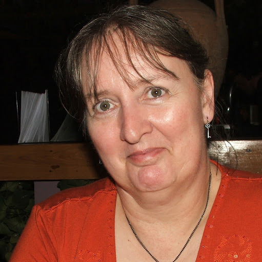 Alison Bradley Photo 29
