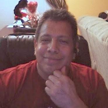 Robert Lopez Photo 28