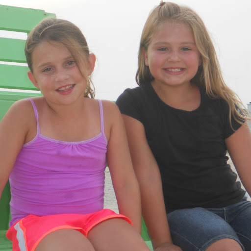 Theresa Lucas Photo 16