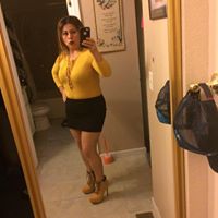 Elizabeth Quintero Photo 12