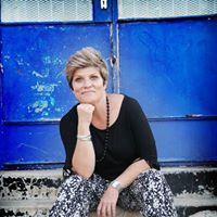 Tracy Bennett Photo 37