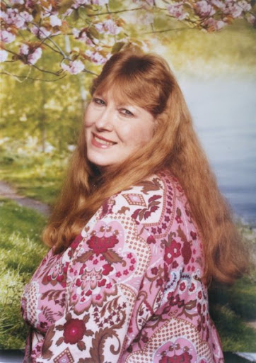 Sherri Russell Photo 32