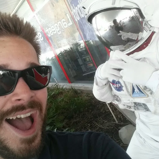 Shawn Henson Photo 14