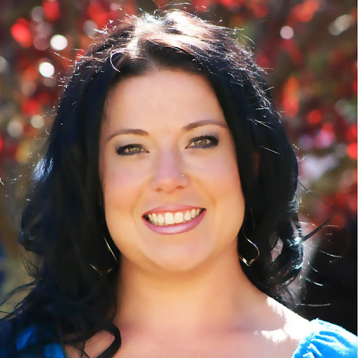 Elizabeth Whitten Photo 28