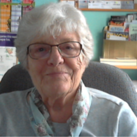 Jean Warren Photo 13