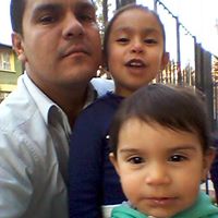 Miguel Galdamez Photo 17