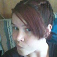 Samantha Lewis Photo 10