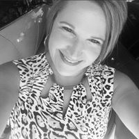 Shelly Hudson Photo 13