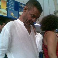 Carlos Spencer Photo 25