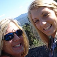 Laura Hodges Photo 19