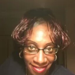 Trina Robinson Photo 35