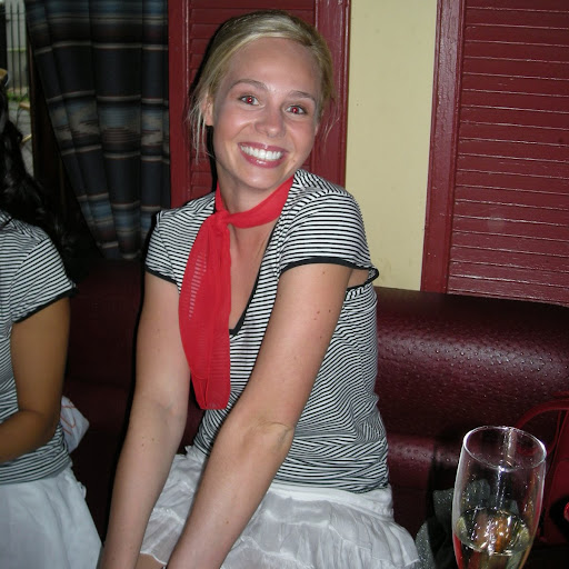 Caroline Shields Photo 23