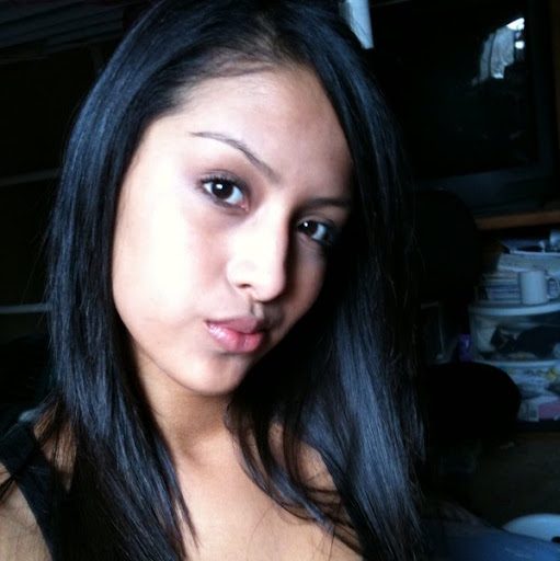 Ana Camacho Photo 12