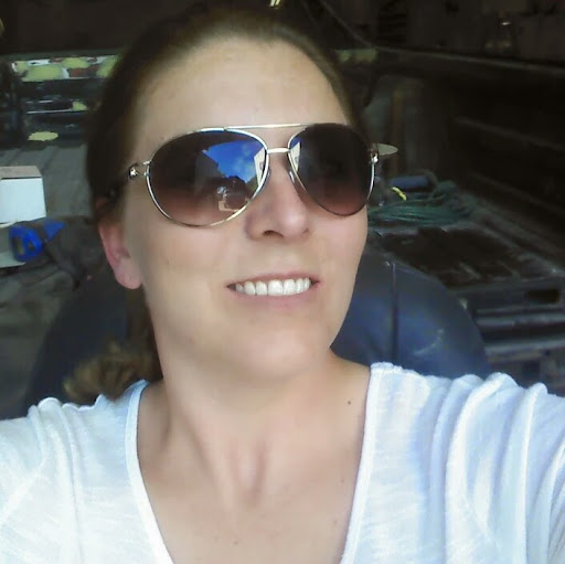 Tara Simmons Photo 36